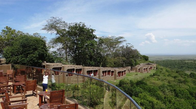 Mara Serena Lodge